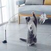 Chat debout jouant avec un oiseau blanc accroché à une canne – Jouet pour Chat Canne Oiseau ventousé au sol.