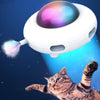 Jouet automatique pour chat projeté dans l’espace avec un félin qui bondit.