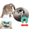 Chaton curieux jouant avec le Griffoir Magique Chat magnétique avec aimants visibles.